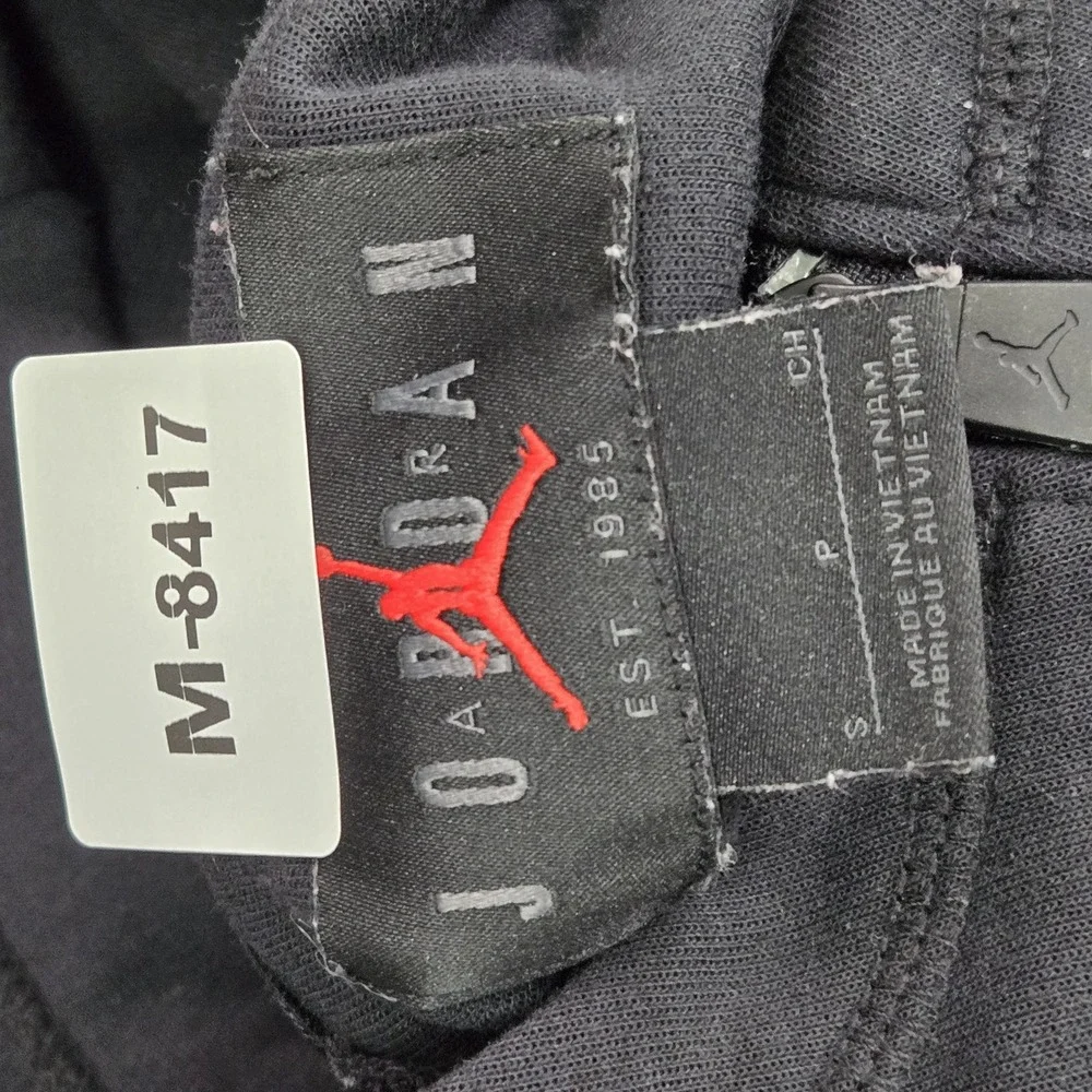 Air Jordan Men Sweatshirt S Black Jumpman Logo Activewear Statement 1/2 Zip‎